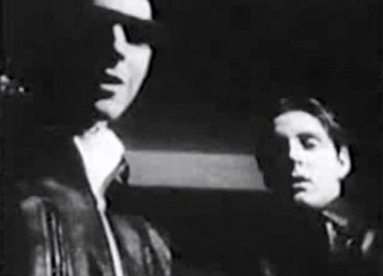 Кадр из короткометражного фильма "Вторжение/Intrusion". Одна из первых самостоятельных работ Ривза. Лента предположительно снята в 1961 году.